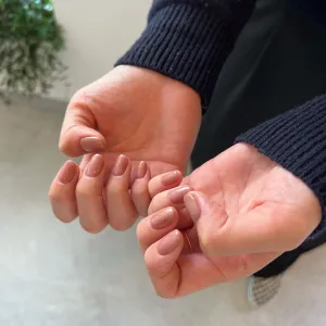 ナチュラルなネイル